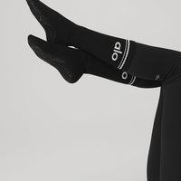 Socks Women's Throwback Barre Sock A0263w Black-White
